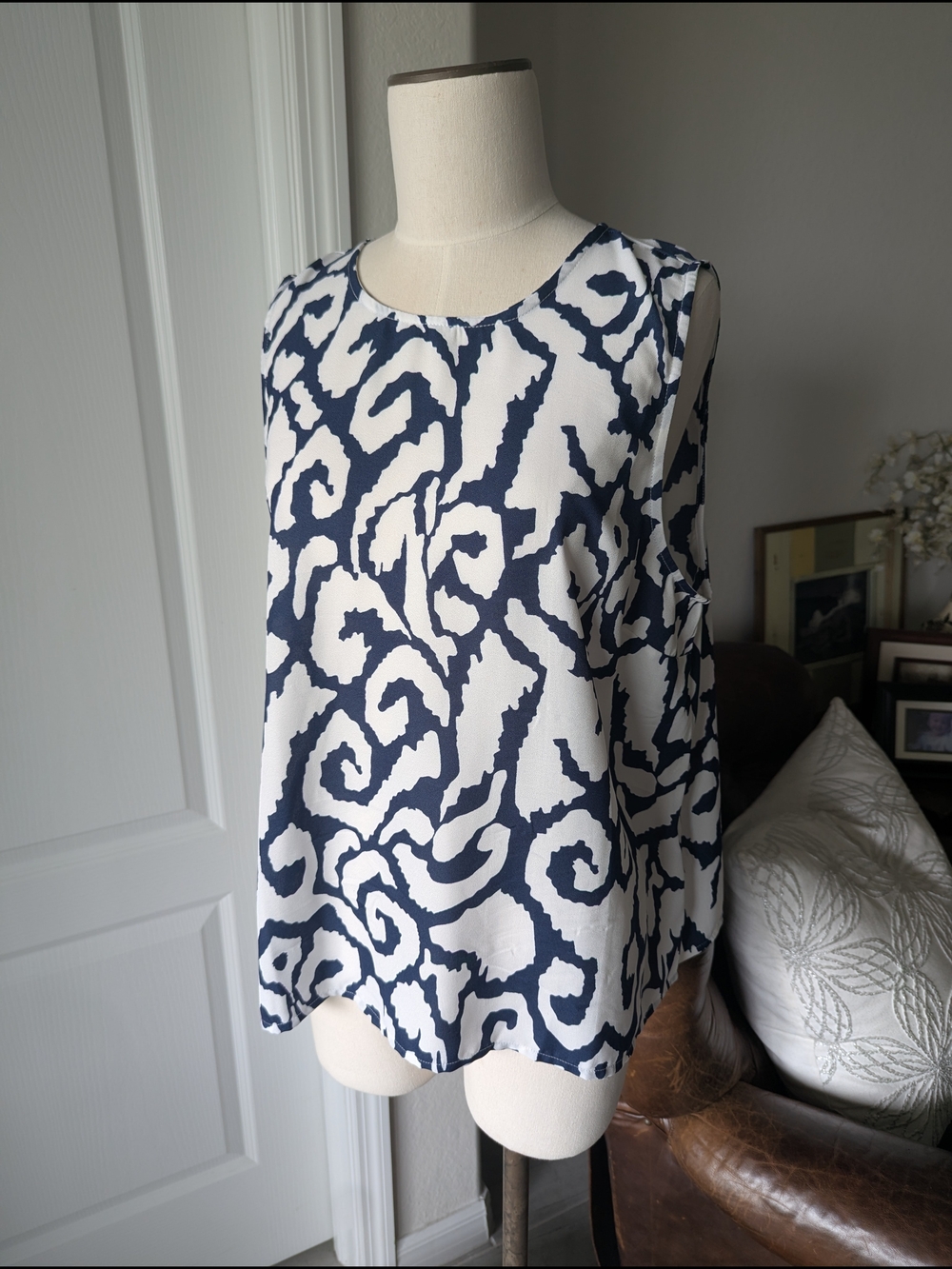Soft Surroundings Navy and White Sleeveless Blouse
